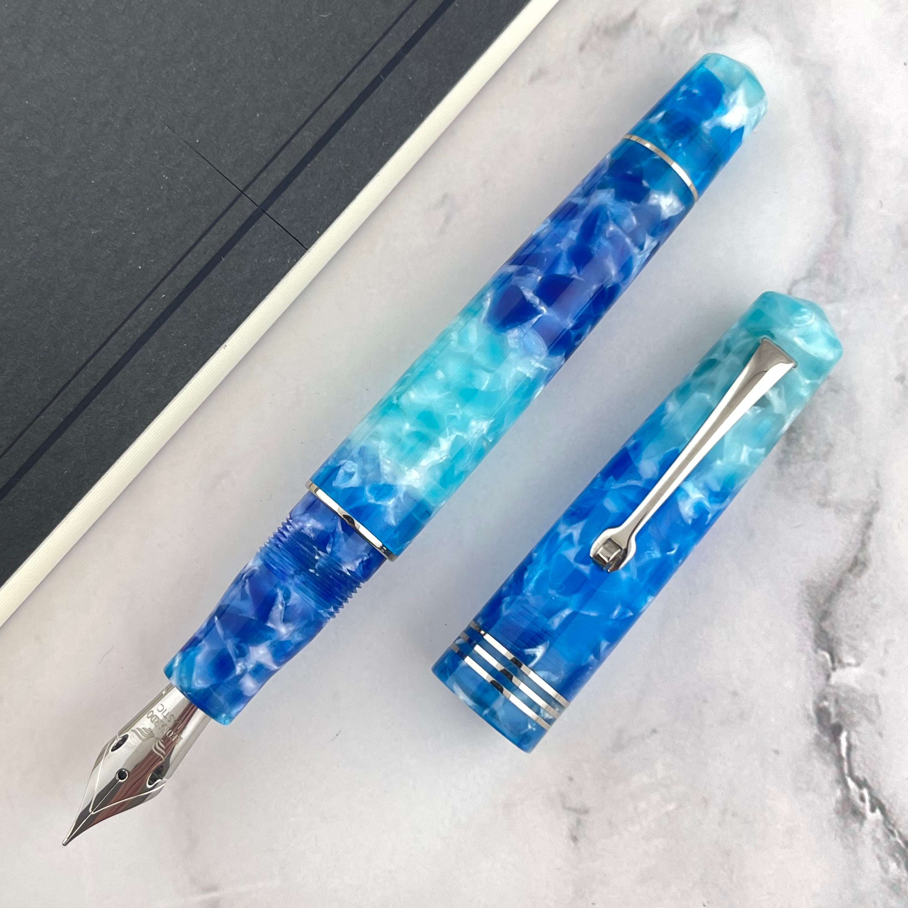 Leonardo Momento Zero Fountain Pen - Aloha | Atlas Stationers