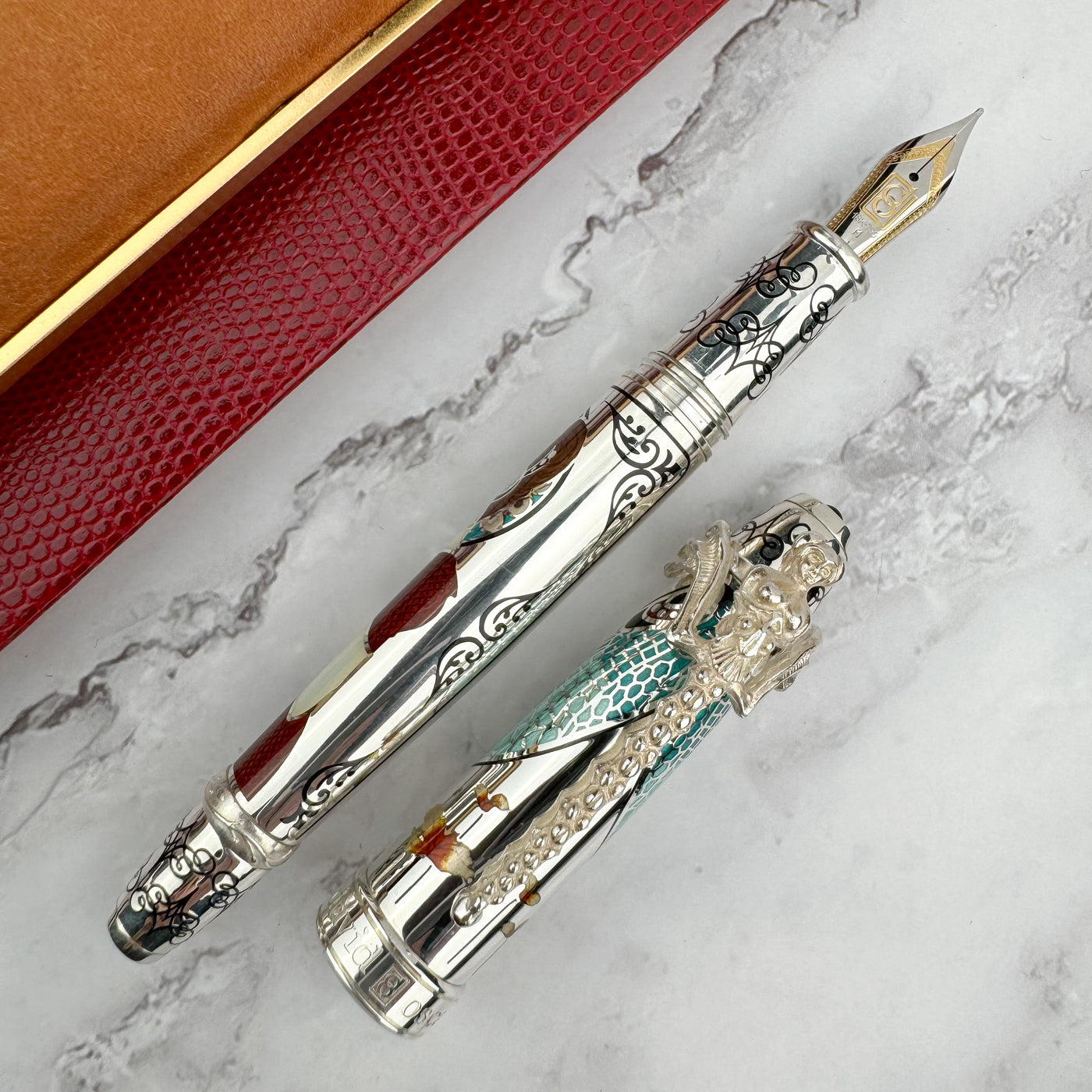 David Oscarson 25th Anniversary Art Nouveau Fountain Pen - Silver (Limited Edition #5/25)