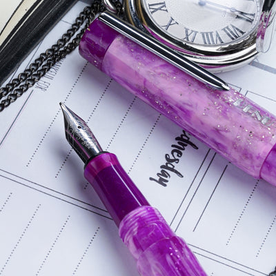 Benu DailyMate Fountain Pen - Exciting Friday