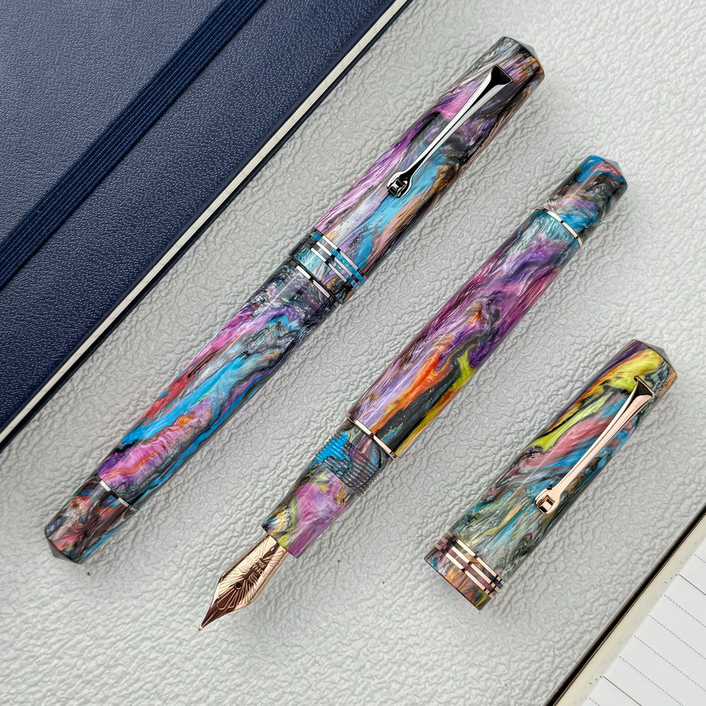 Leonardo Momento Zero Fountain Pen - Primary Manipulation 4.5 w/ Rose Gold Trim (Atlas Exclusive)