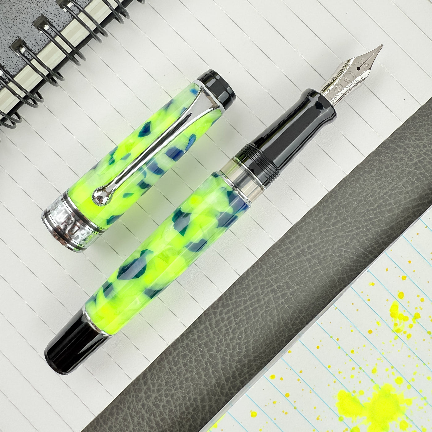 Aurora Optima Fountain Pen - 365 Fluo (Limited Edition)