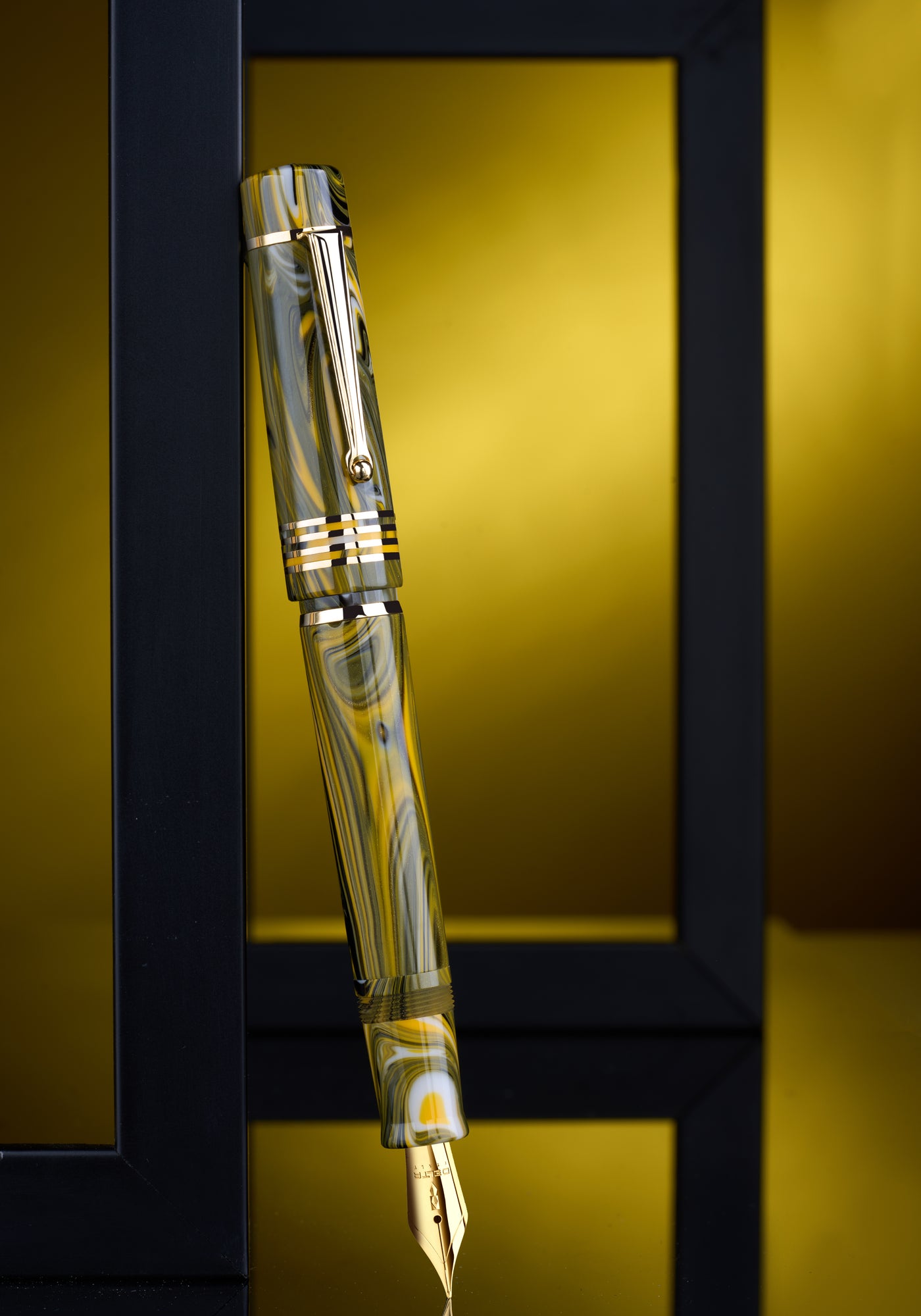 Delta Neo Gallery Fountain Pen - Marigold