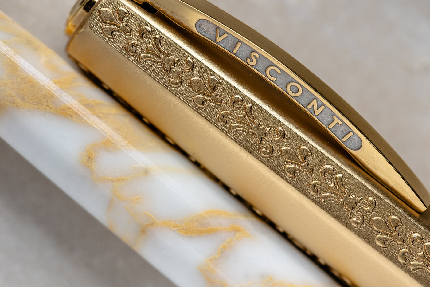 Visconti Medici il Magnifico Fountain Pen - Calacatta Gold (Limited Edition)