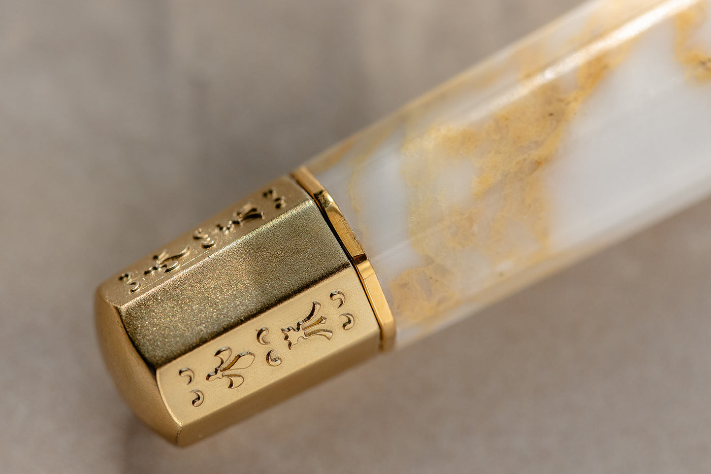 Visconti Medici il Magnifico Fountain Pen - Calacatta Gold (Limited Edition)