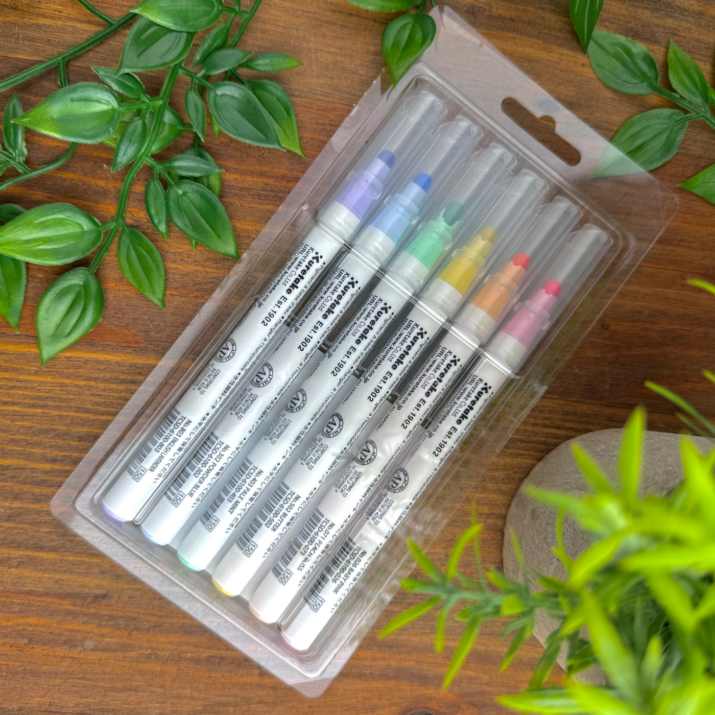 Kuretake Zig Clean Color Dot 6 Color Set - Mild