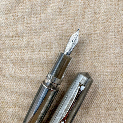 Leonardo Momento Zero Grande 2.0 Fountain Pen - Sand