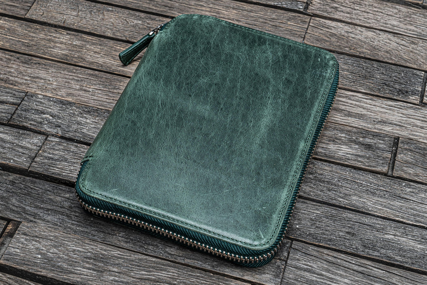 Galen Leather Zipped B6 Notebook Folio