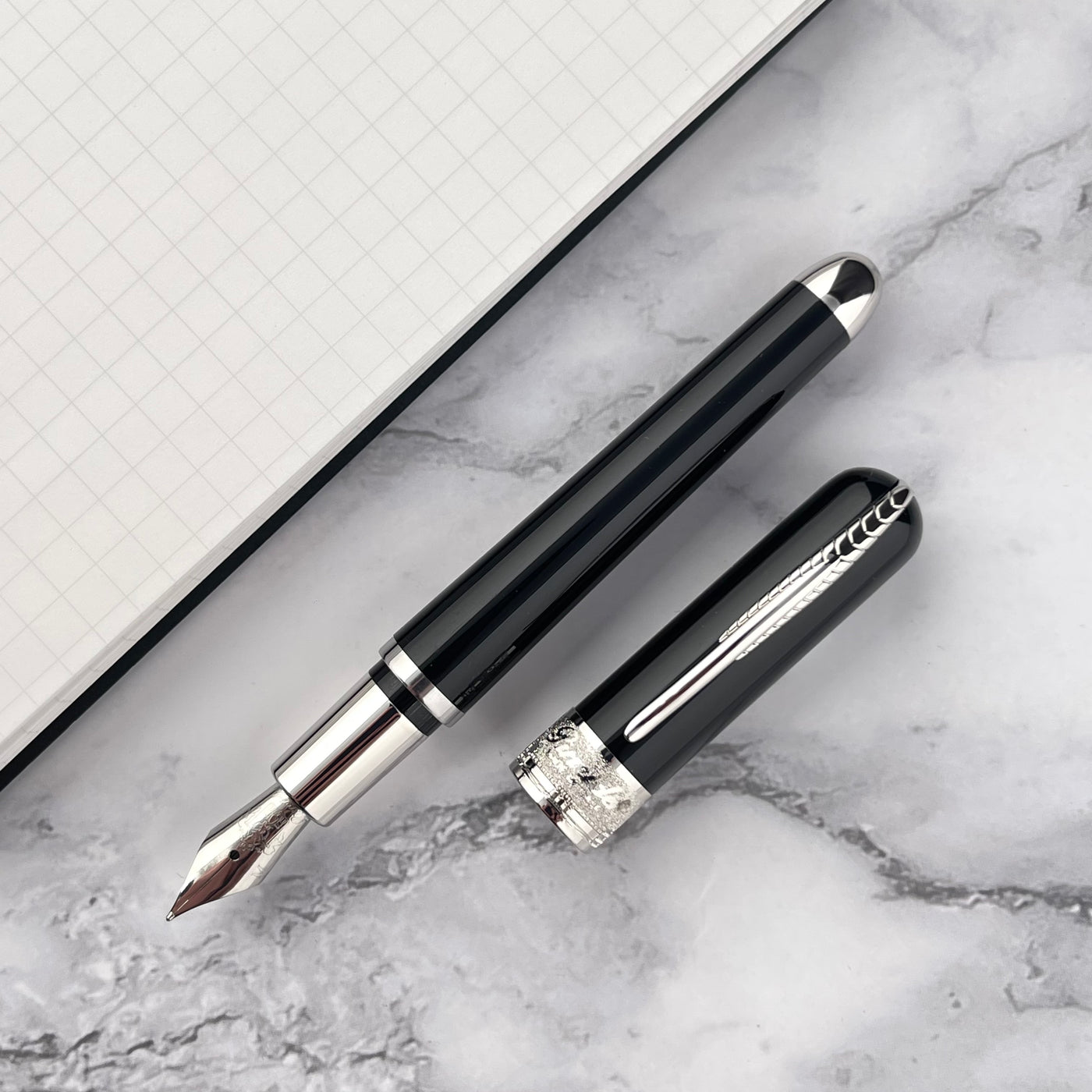 Pineider Avatar UR Mini Fountain Pen - Black