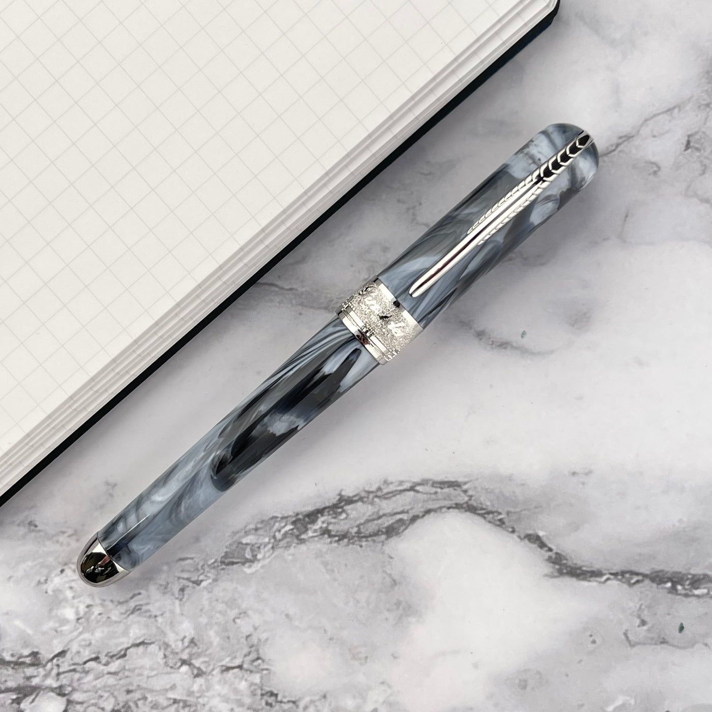 Pineider Avatar UR Mini Fountain Pen - Gray Zebrino