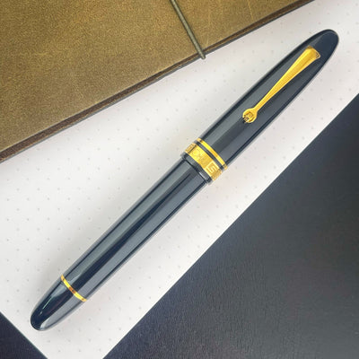 Omas Ogiva Fountain Pen - Nera w/ Gold