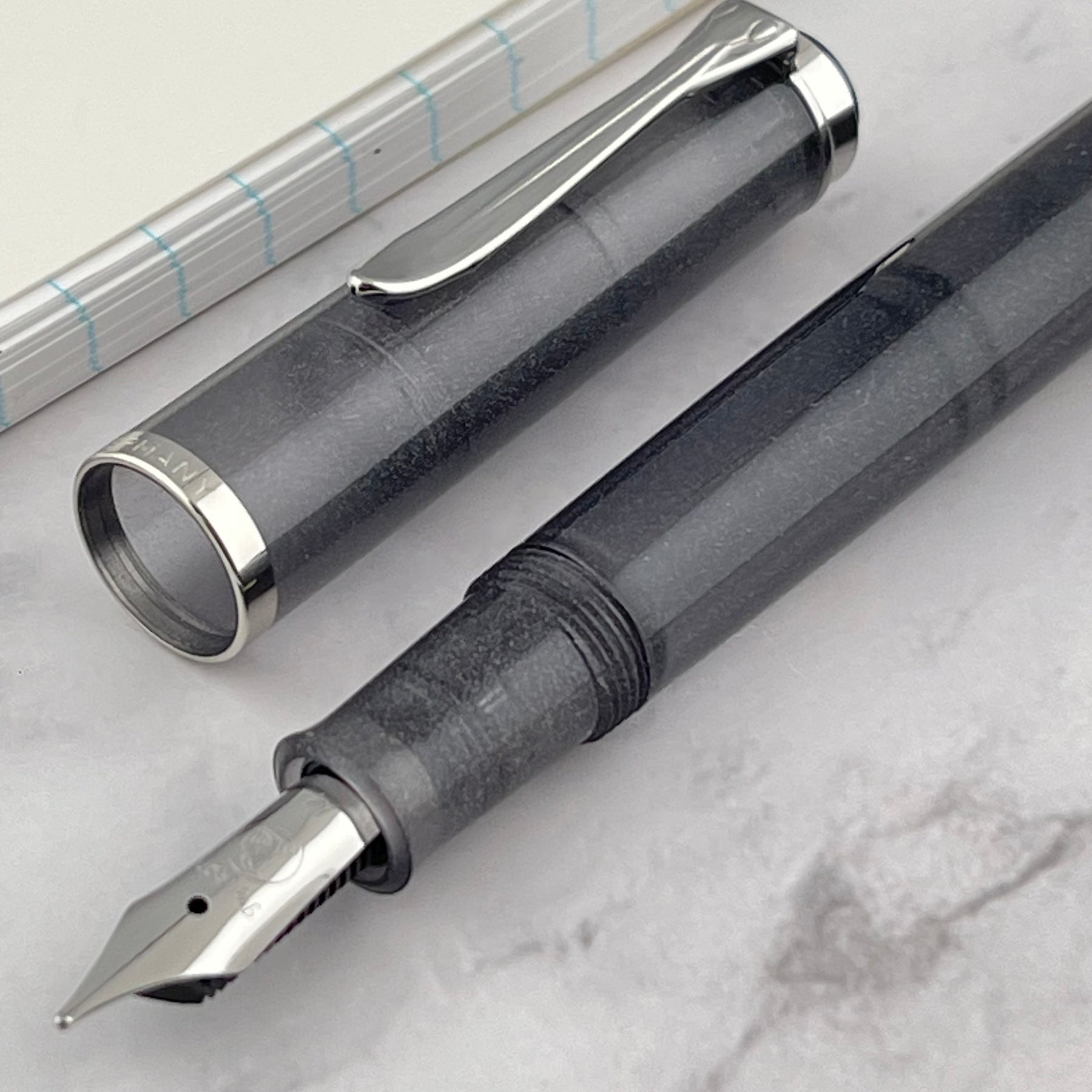 Pelikan Classic 205 Moonstone fountain pen: details and price