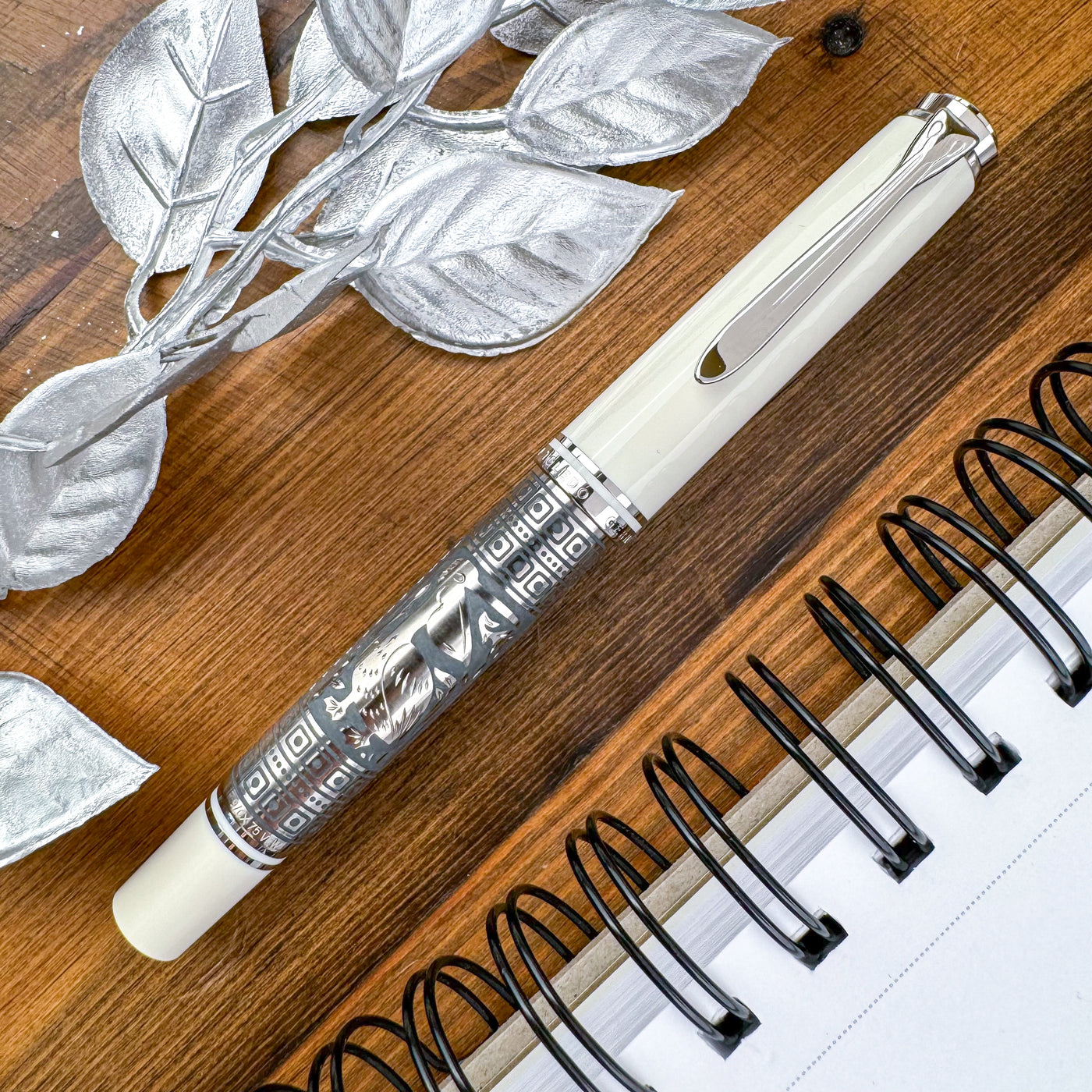 Pelikan Toledo M910 Fountain Pen - White (Special Edition)