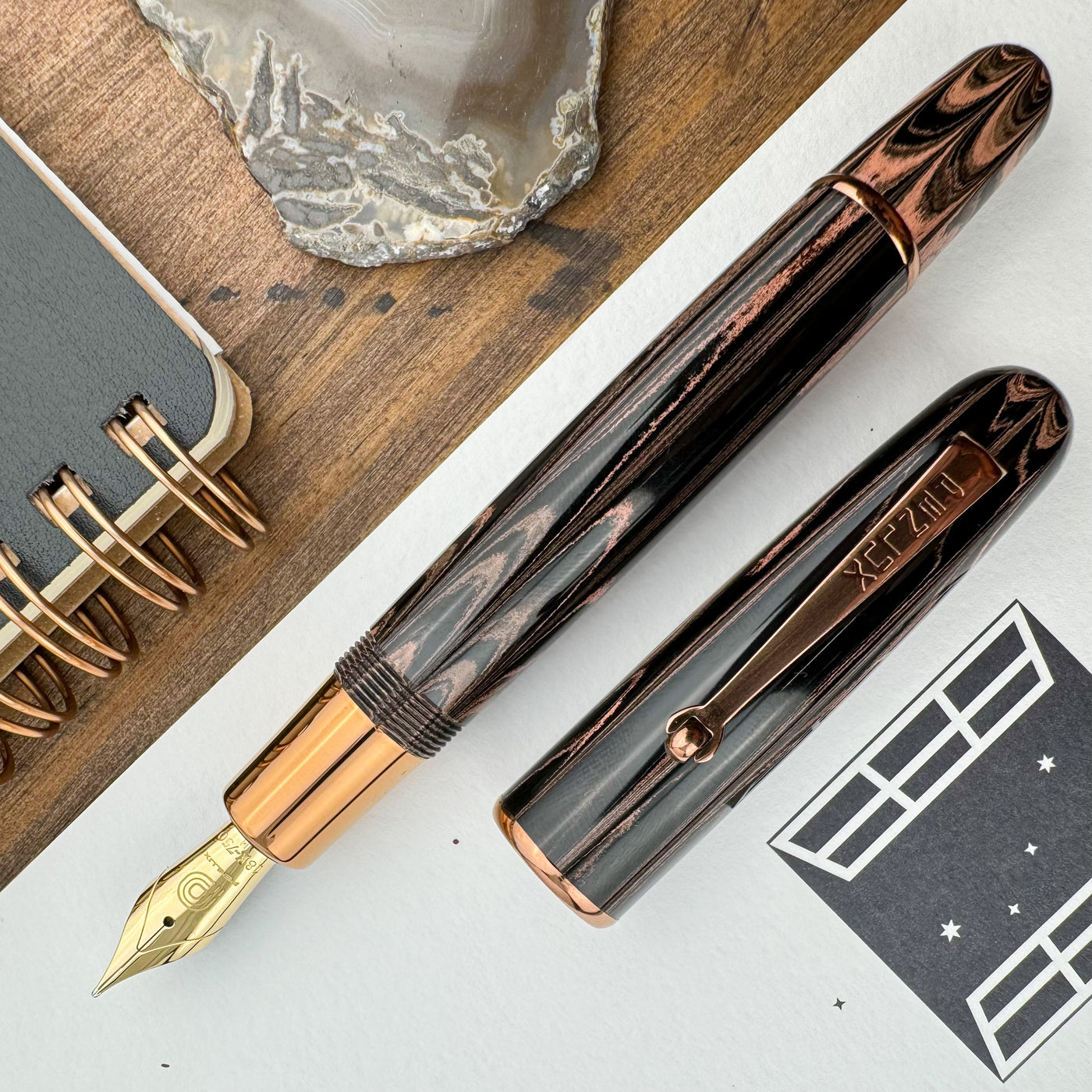 Penlux Elite Ebonite Fountain Pen - Woodgrain