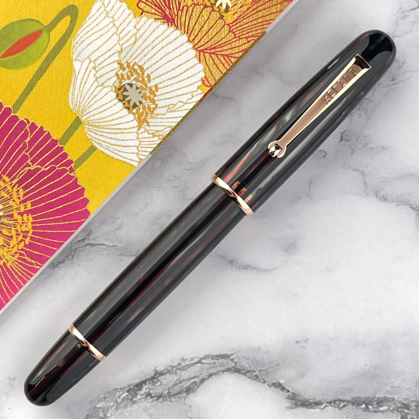 Penlux Elite Fountain Pen - Queen