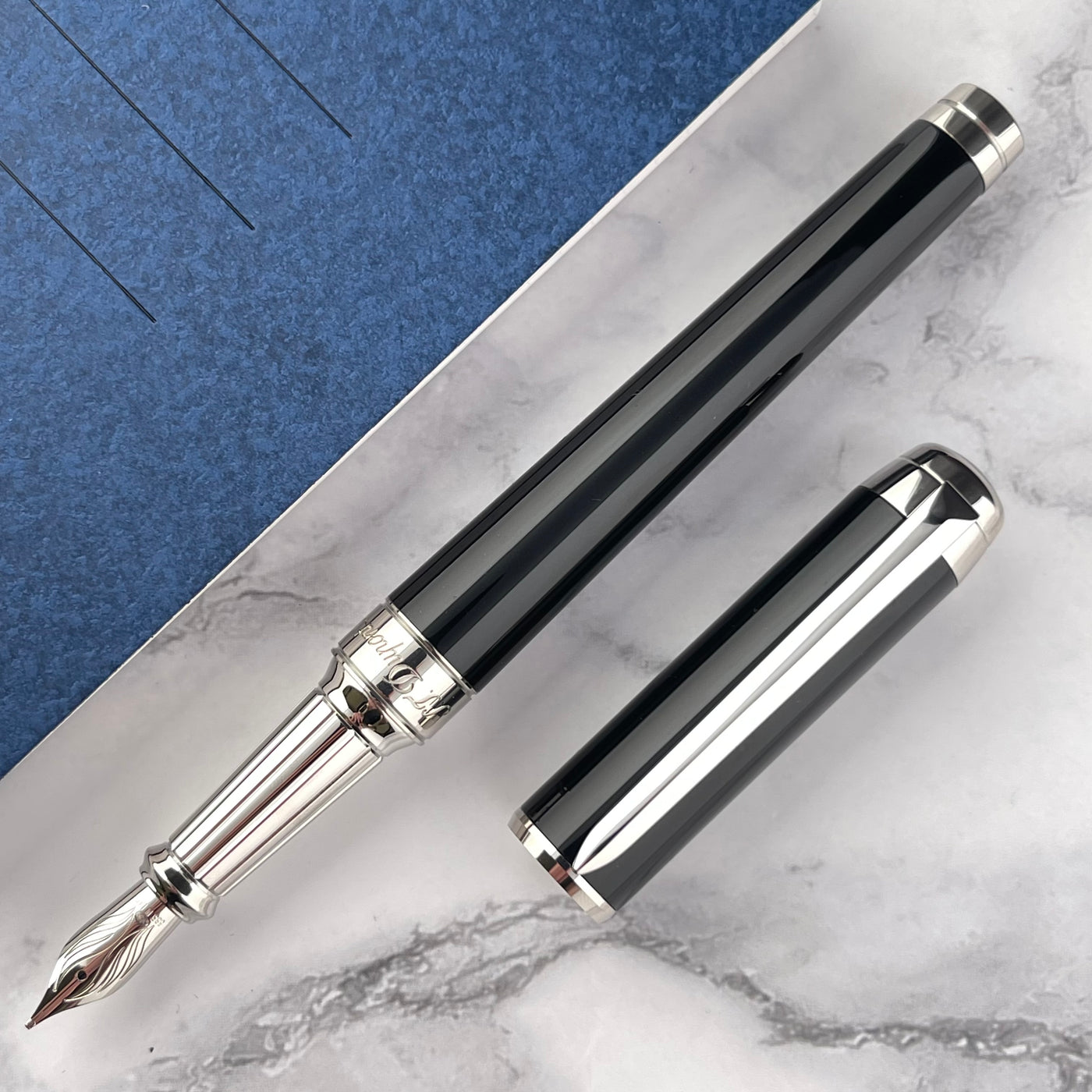 S.T. Dupont Line D Eternity XL Fountain Pen - Black Lacquer