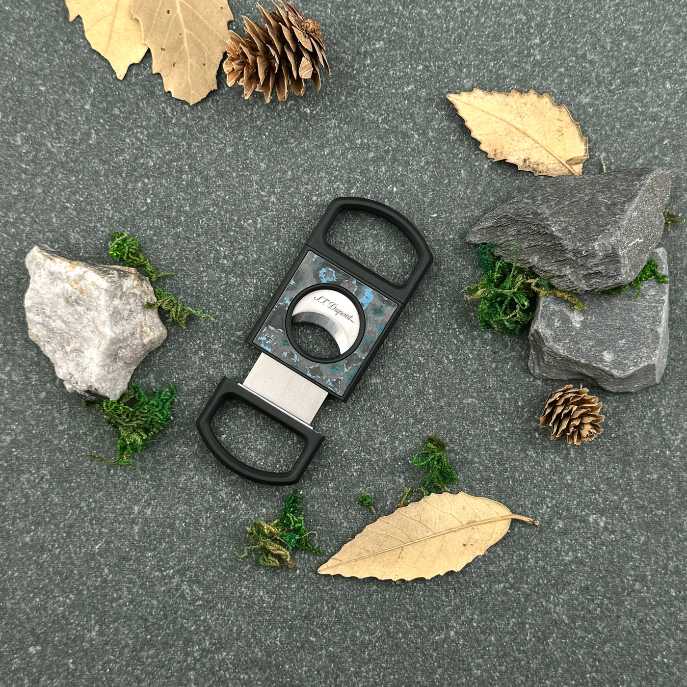 S.T. Dupont Carbon Cigar Cutter - Glacial Cave