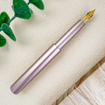 Tom's Studio The Studio Pocket Fountain Pen - Blush