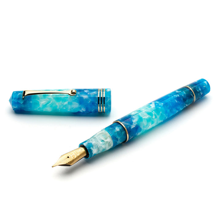 Leonardo Momento Zero Fountain Pen - Aloha w/ Gold Trim